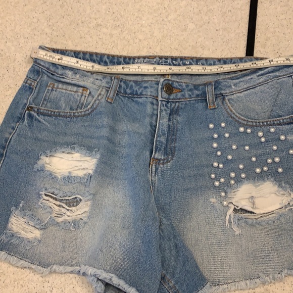 Jean shorts - Picture 4 of 4